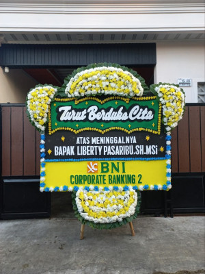 Papan Bunga Duka di Bungus Barat
